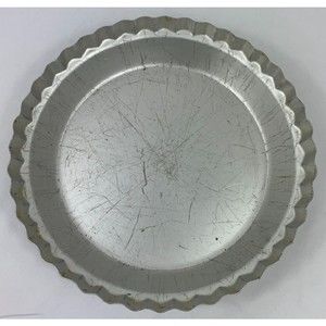 Vintage Wearever #2865 Fluted Aluminum Pie Pan Dish Plate 10 x 1 3/4"